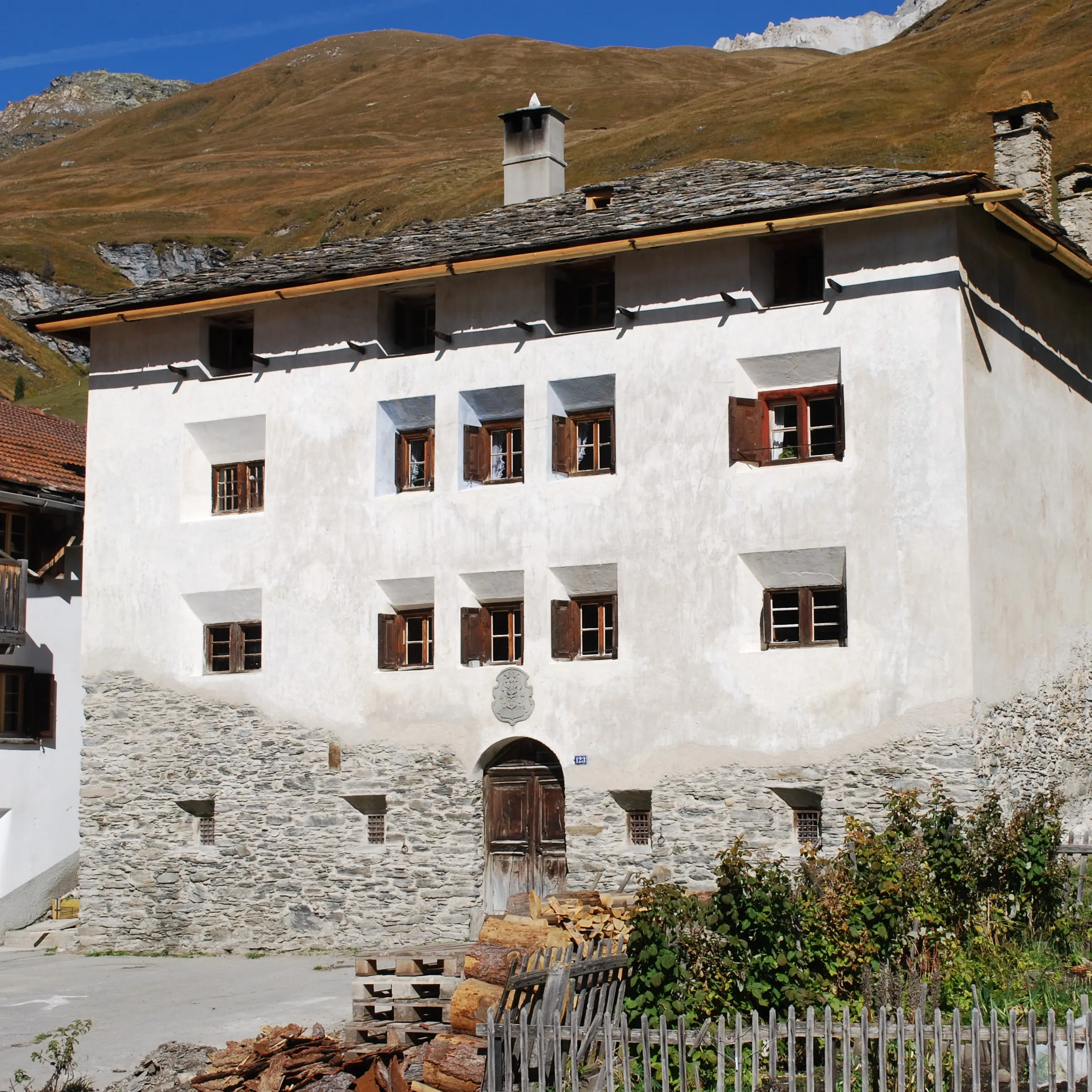 S’nüw-Hus in Cresta, Graubünden — Projekt von Atelier Ivan Beer